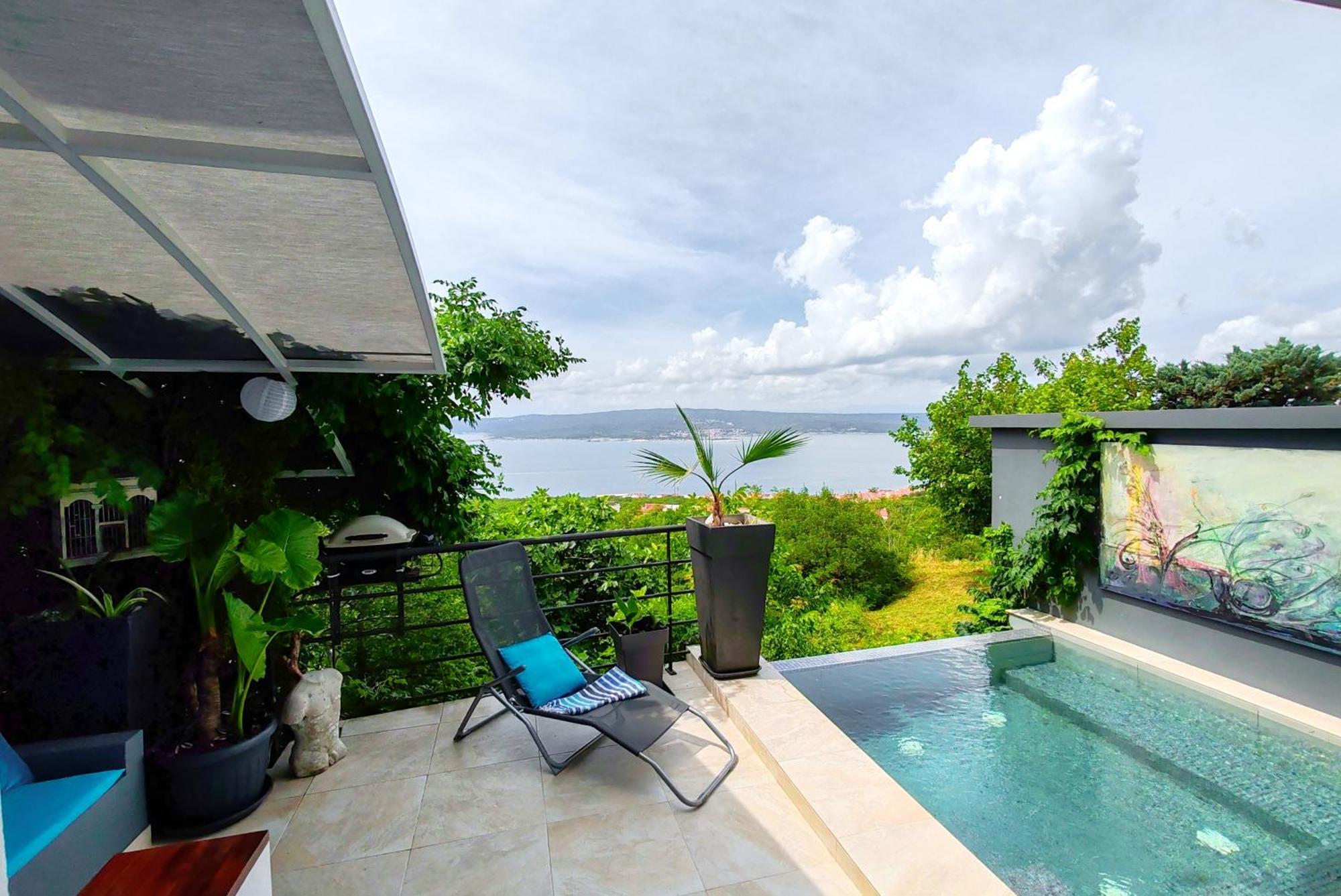 Art Gallery House With A Small Relaxing Pool Crikvenica Exterior foto